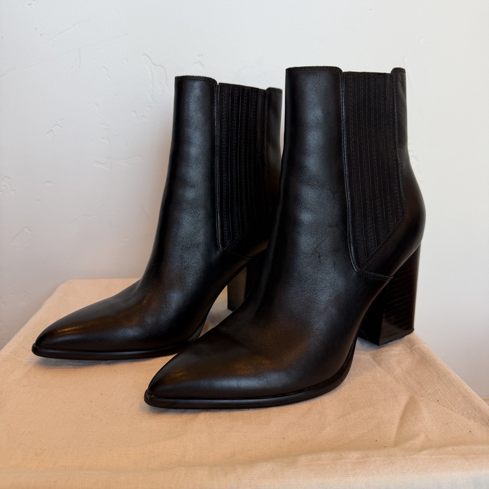 Nine West Black Leather Pointed Toe Ankle Boots
